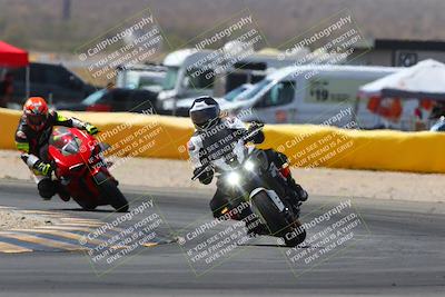 media/Apr-10-2022-SoCal Trackdays (Sun) [[f104b12566]]/Turn 2 (1135am)/